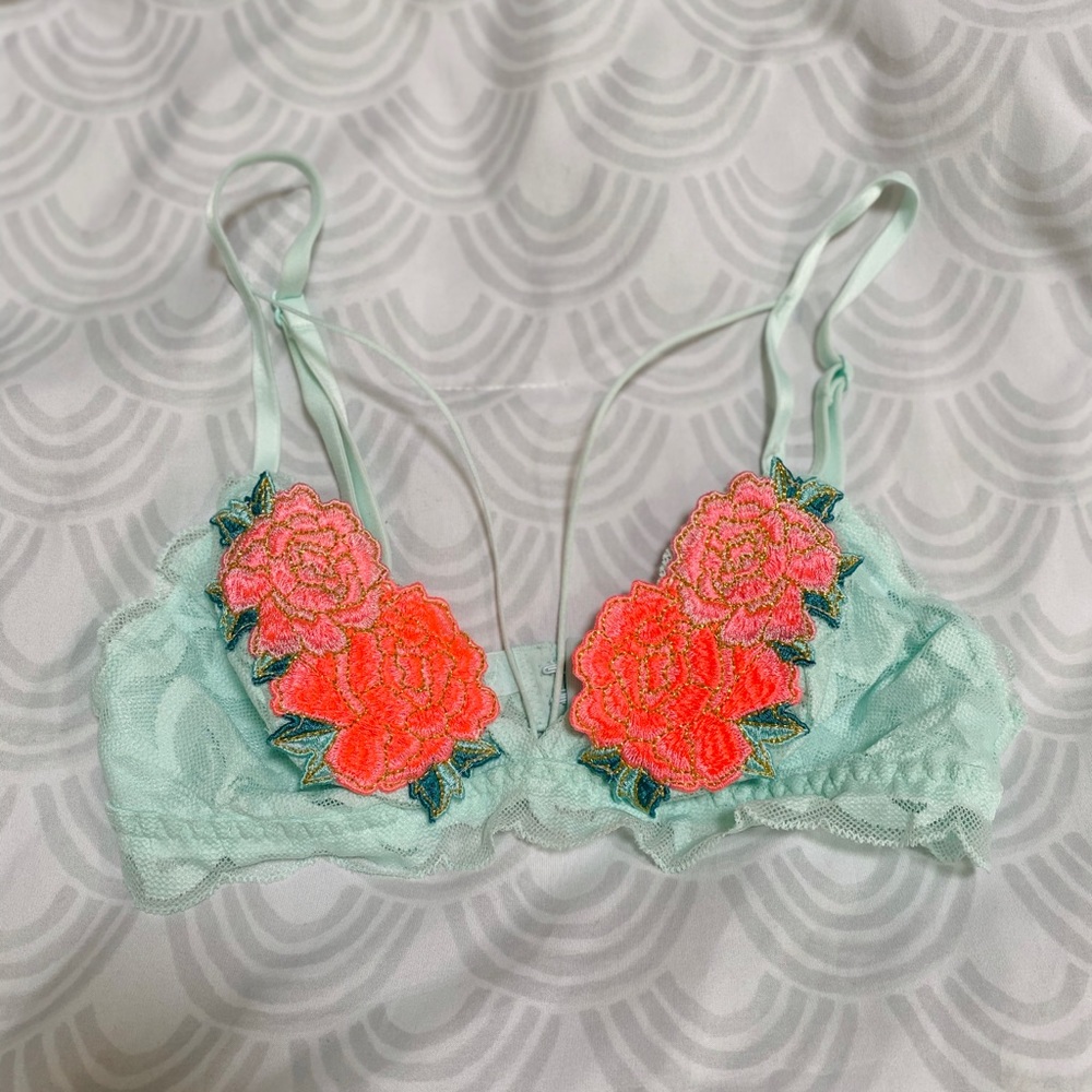 Victoria’s Secret Pink Rose Bralette